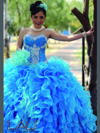 Laura Fashion Design